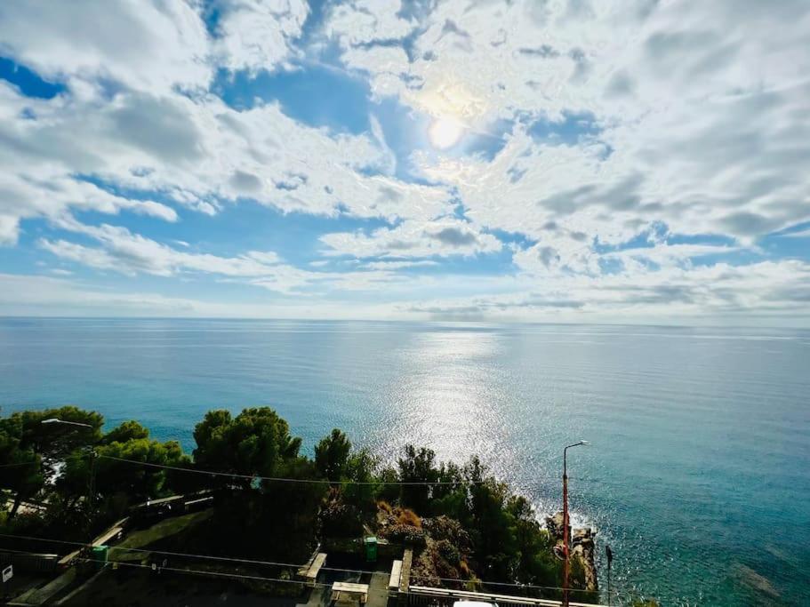 Suite Sunset 21 - Fronte Mare Sanremo Ngoại thất bức ảnh