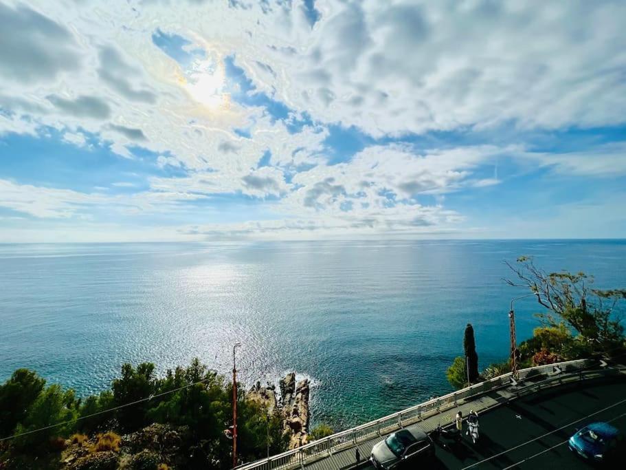 Suite Sunset 21 - Fronte Mare Sanremo Ngoại thất bức ảnh